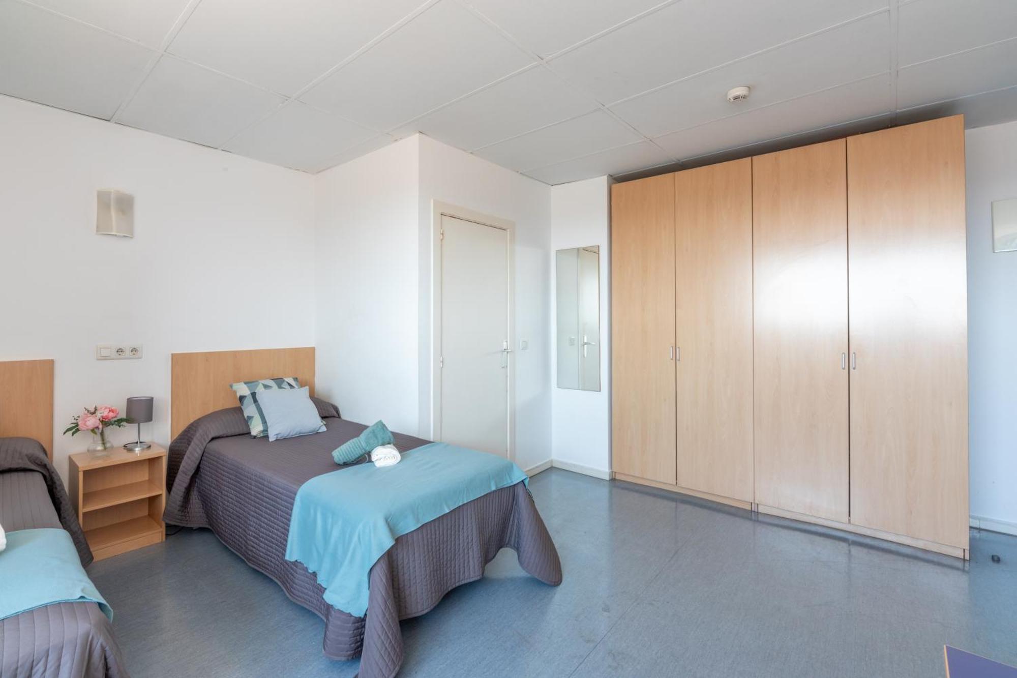 Residencia Universitaria Resa Lesseps Barcelone Extérieur photo