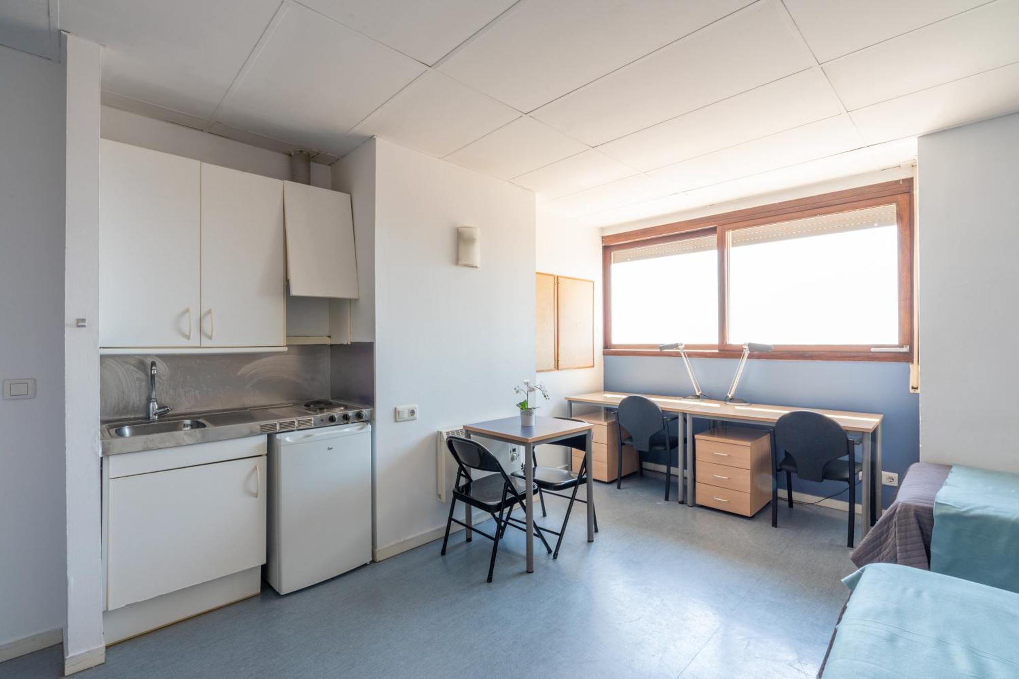 Residencia Universitaria Resa Lesseps Barcelone Extérieur photo